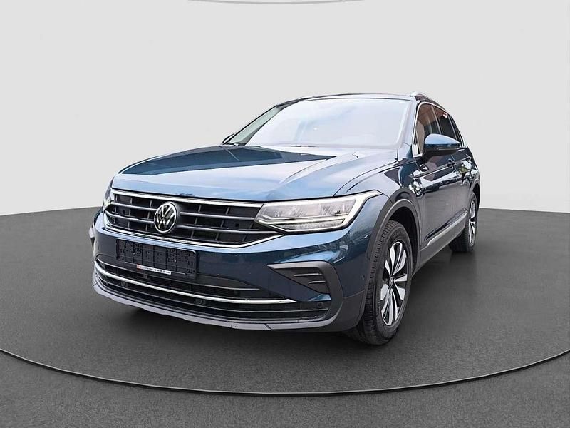 Gebraucht VW Tiguan Move 150 PS (110 kW) 2024 Blau SUV