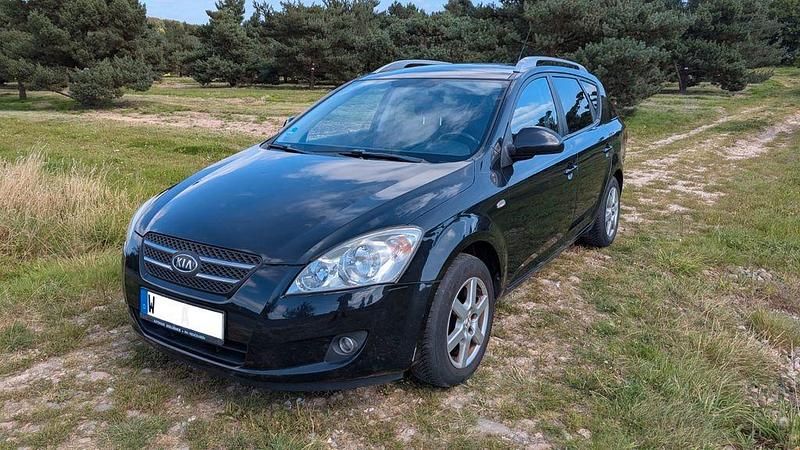 Schwarz Gebraucht 2009 Kia Ceed Sportswagon 2 Kombi | 1.190 € (Guter Preis) - Bild 1/4