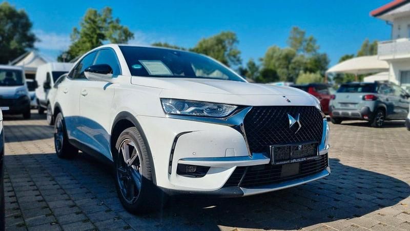 Weiß Gebraucht 2022 DS Automobiles DS7 Crossback Bastille Plus SUV | 29.990 € (Etwas zu teuer) - Bild 1/4