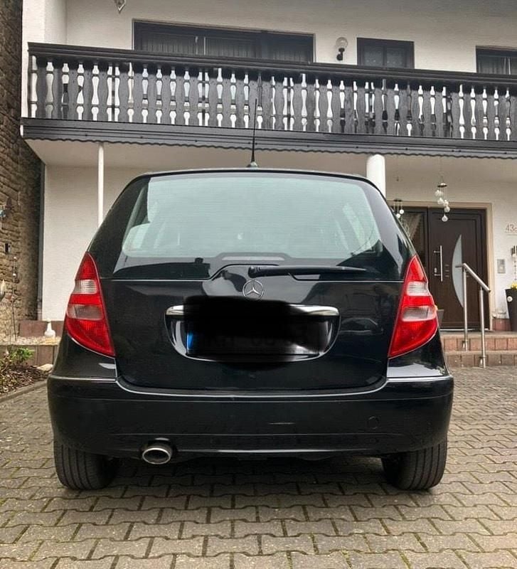 Gebraucht Mercedes A180 109 PS (80 kW) 2005 Schwarz Kleinwagen
