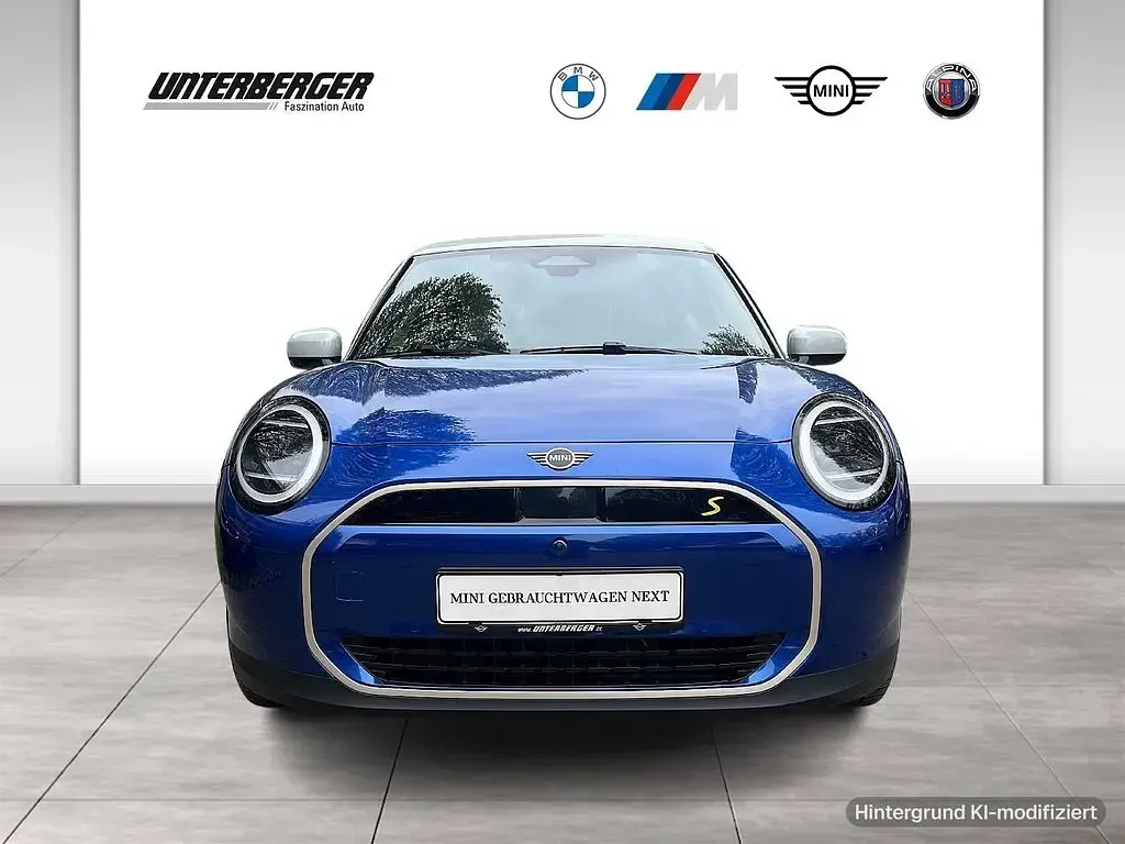 Gebraucht Mini Cooper SE 160 kW (218 PS) 2024 Blau Kleinwagen