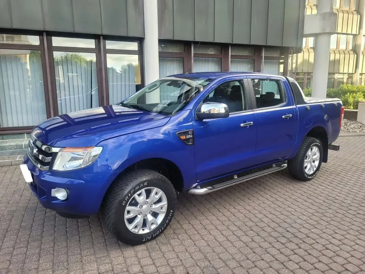 Gebraucht Ford Ranger XLT 150 PS (110 kW) 2013 Indianapolisblau metallic Pickup
