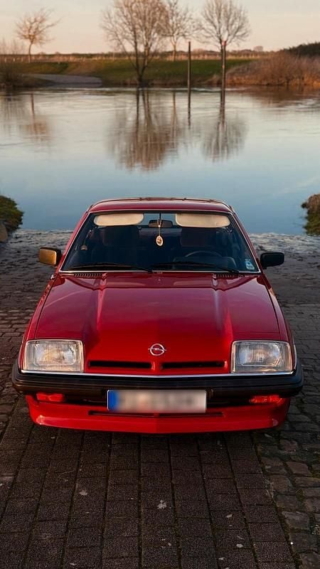 Gebraucht Opel Manta 75 PS (55 kW) 1980 Rot Coupé