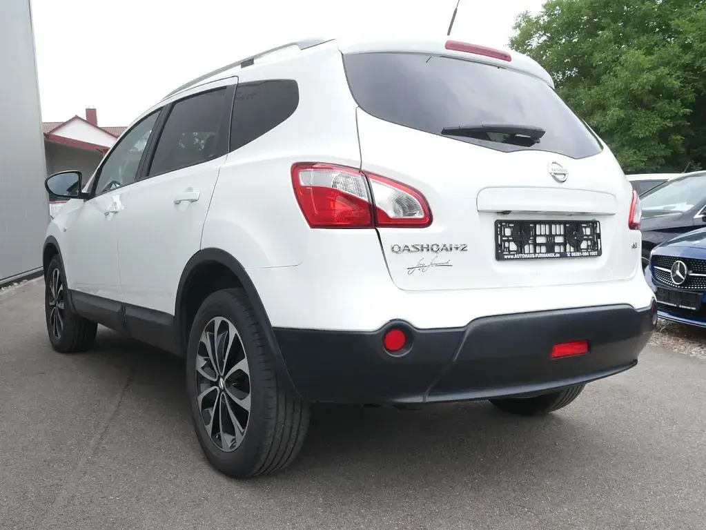 Gebraucht Nissan Qashqai +2 I-Way 150 PS (110 kW) 2011 Weiß SUV