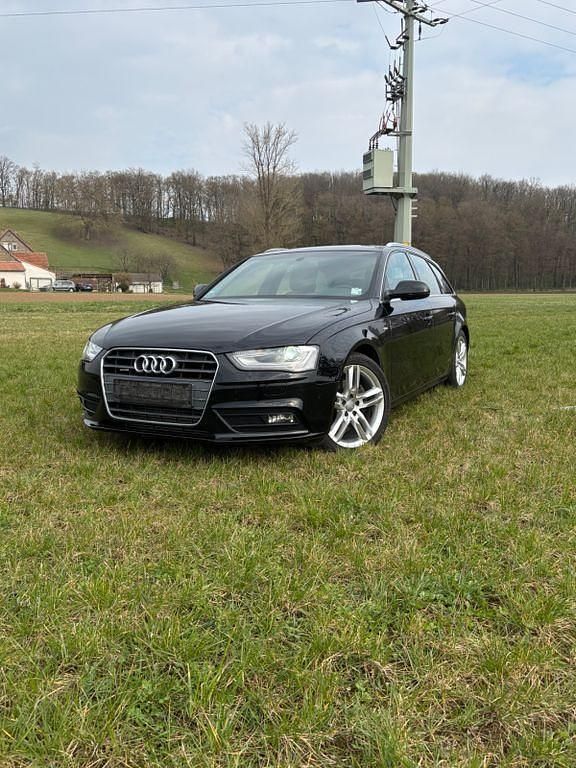 Gebraucht Audi A4 S-Line 177 PS (130 kW) 2012 Schwarz Kombi