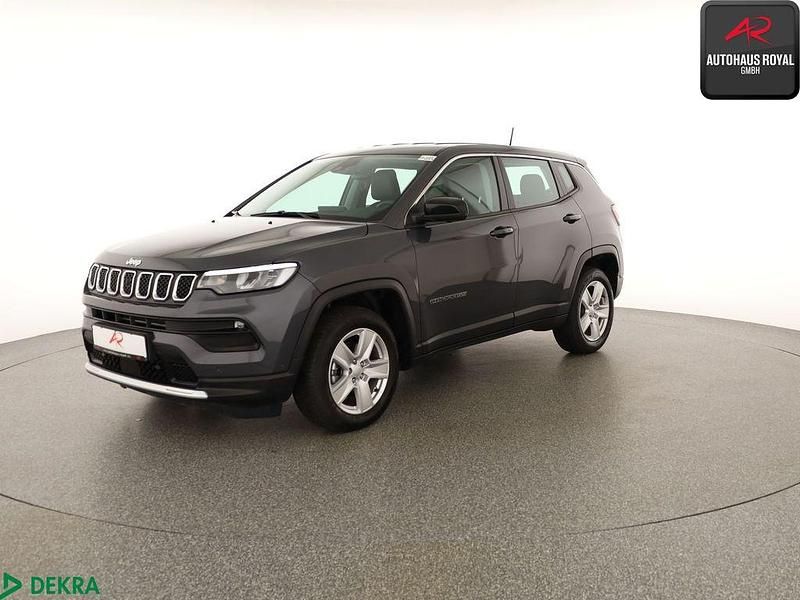 Gebraucht Jeep Compass Altitude 131 PS (96 kW) 2025 Grau SUV