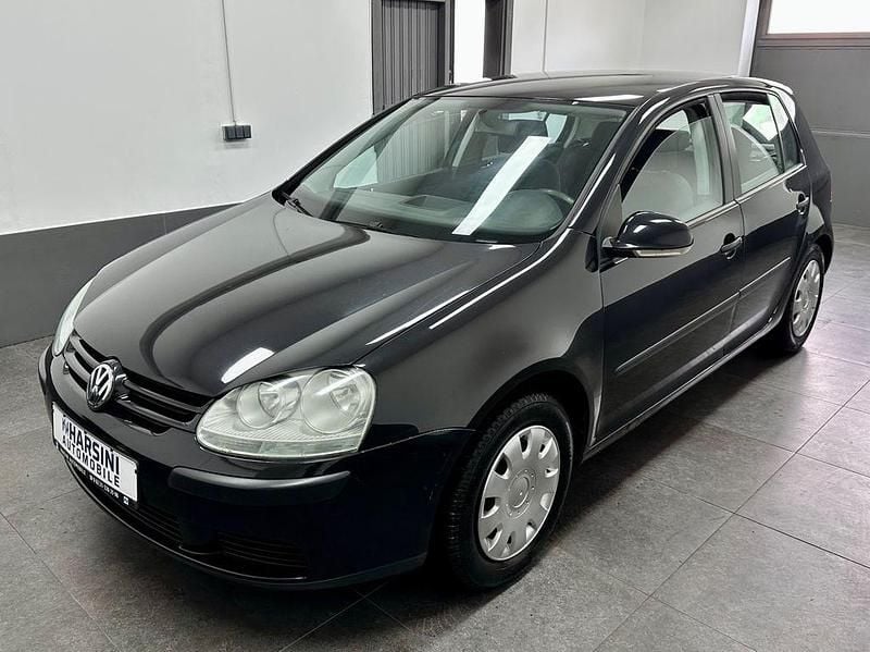 Schwarz Gebraucht 2004 VW Golf V Comfortline Limousine | 3.400 € (Fairer Preis) - Bild 1/4