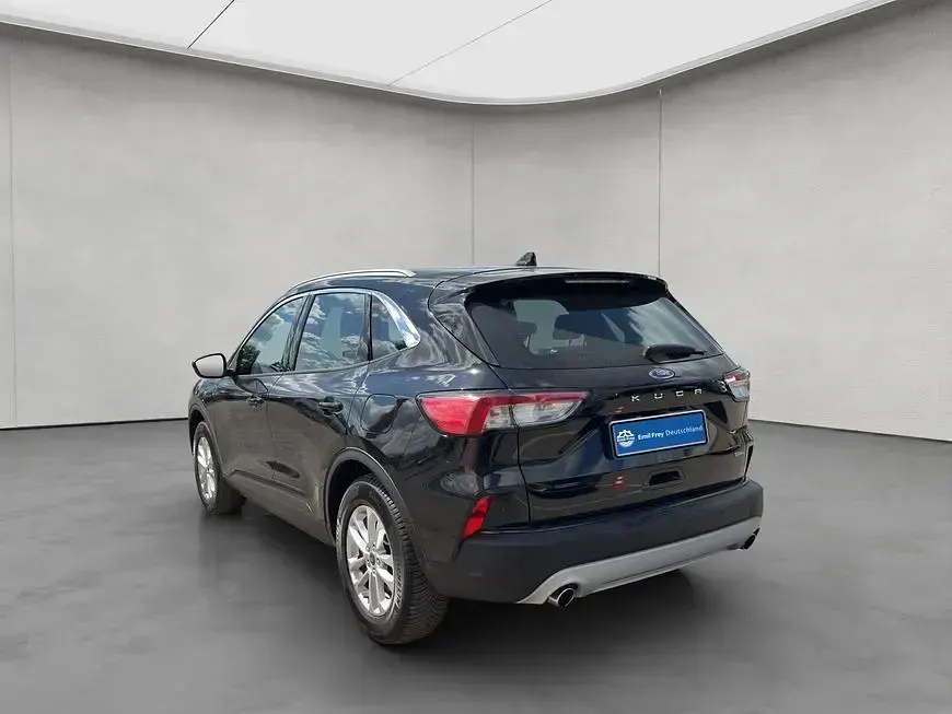 Gebraucht Ford Kuga Titanium 224 PS (164 kW) 2022 Agate black metallic SUV