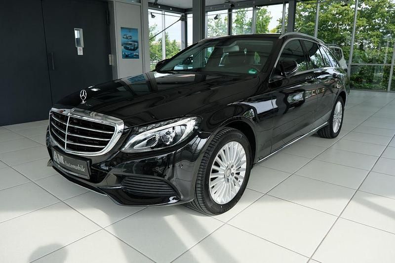 Schwarz Gebraucht 2016 Mercedes C180 Exclusive Kombi | 17.800 € (Fairer Preis) - Bild 1/4