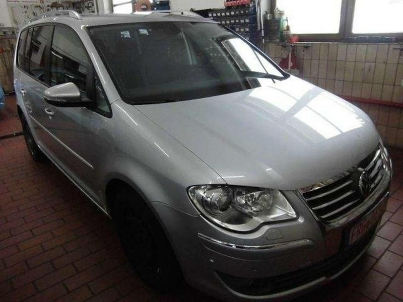 Gebraucht VW Touran Highline 140 PS (102 kW) 2010 Silber Van / Kleinbus