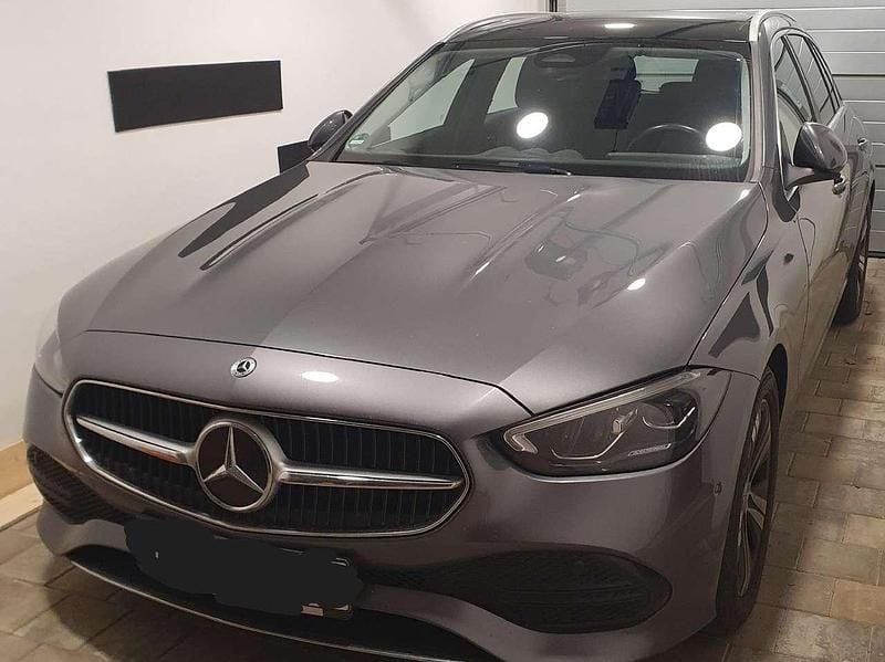 Gebraucht 2022 Mercedes C200 Avantgarde Kombi | 31.600 € (Guter Preis) - Bild 1/4