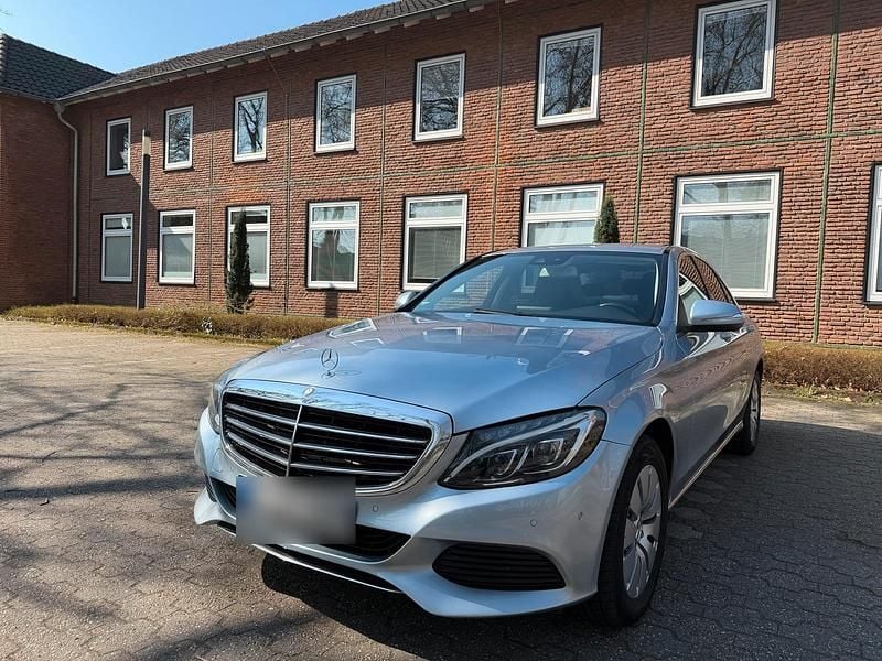 Gebraucht Mercedes C220 170 PS (125 kW) 2014 Silber Limousine