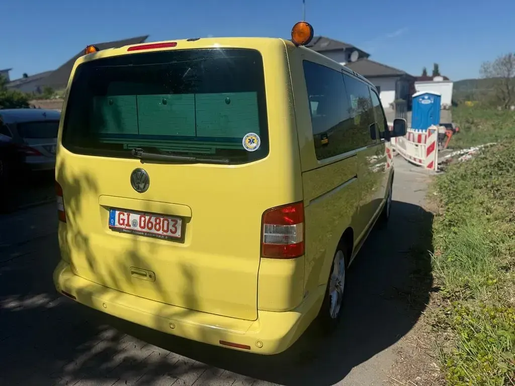 Używany VW Transporter 174 KM (127 kW) 2010 Żółty Van