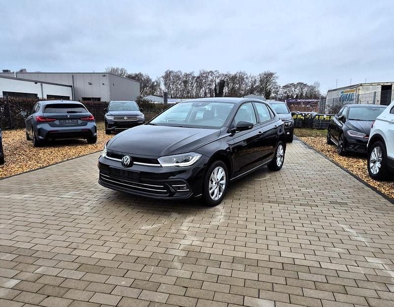 Gebraucht VW Polo 95 PS (69 kW) 2025 Schwarz Kleinwagen