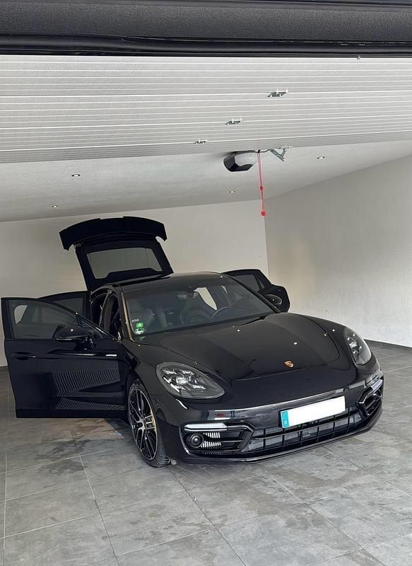 Schwarz Gebraucht 2020 Porsche Panamera Turbo S Limousine | 128.850 € - Bild 1/4