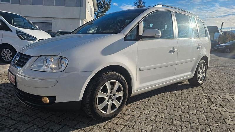 Weiß Gebraucht 2006 VW Touran Goal Van / Kleinbus | 2.500 € (Fairer Preis) - Bild 1/4