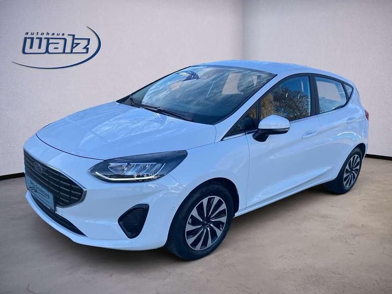 Frostweiß Gebraucht 2022 Ford Fiesta Titanium Kleinwagen | 18.490 € (Guter Preis) - Bild 1/4