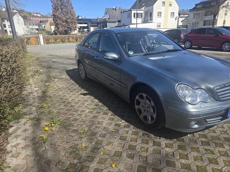 Gebraucht Mercedes C280 Elegance 231 PS (169 kW) 2006 Andere farben Limousine