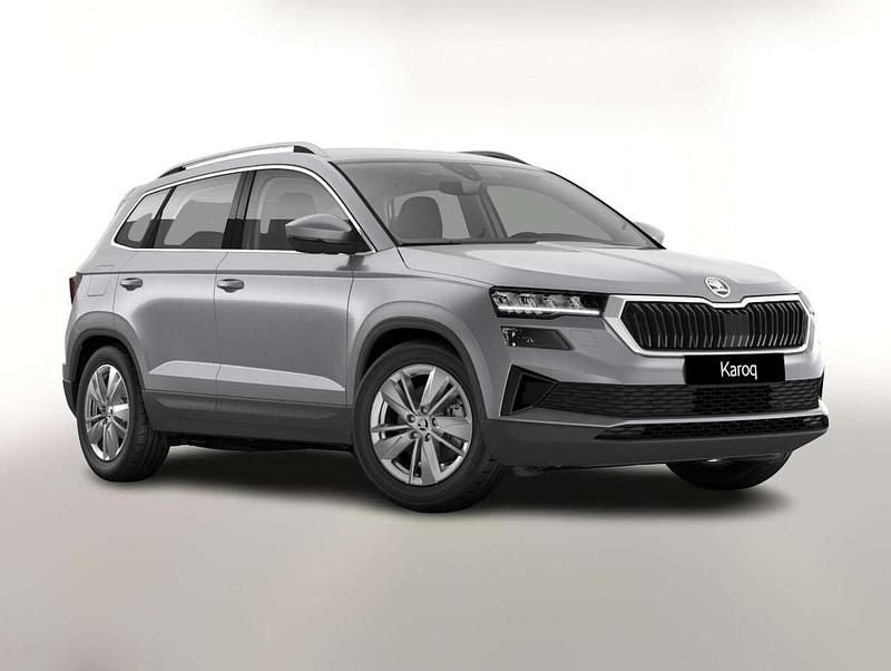 Brillantsilber metallic Neu 2025 Skoda Karoq Selection SUV | 35.530 € (Guter Preis) - Bild 1/3