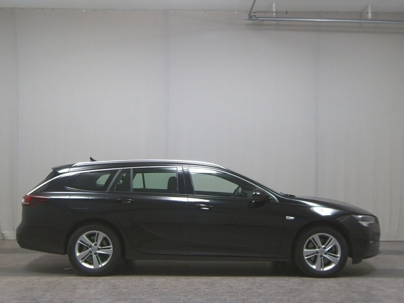 Schwarz Gebraucht 2022 Opel Insignia Elegance Kombi | 19.680 € (Superpreis) - Bild 1/4