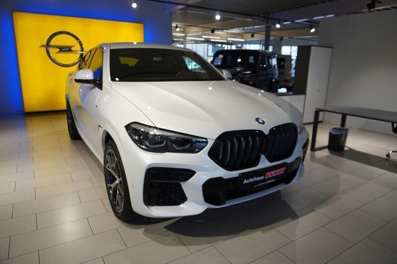 Weiß Gebraucht 2022 BMW X6 M Sport SUV | 62.999 € (Superpreis) - Bild 1/4
