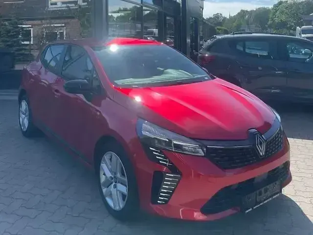 Gebraucht Renault Clio V Evolution 108 PS (79 kW) 2025 Rot Limousine