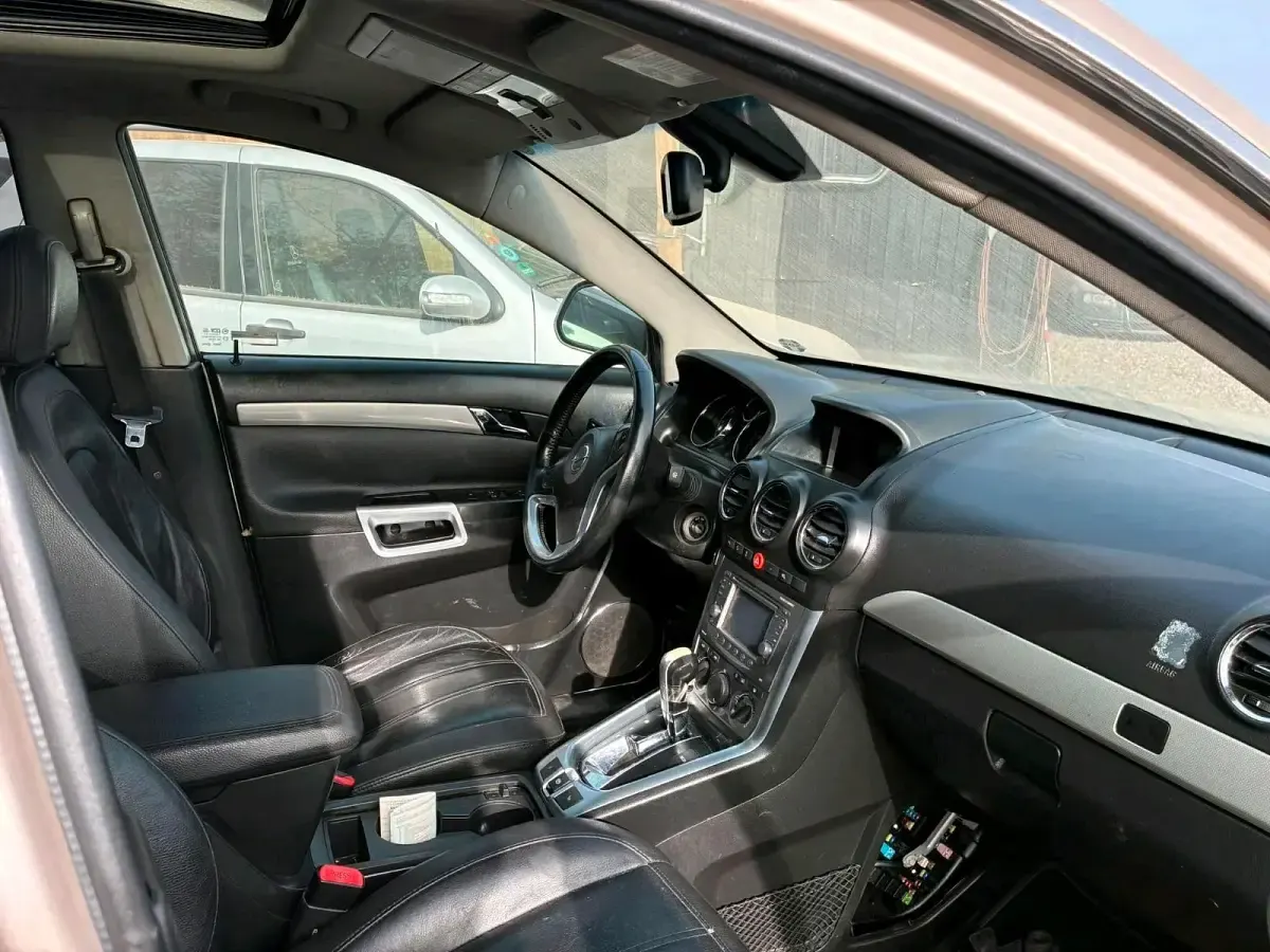 Gebraucht Opel Antara 184 PS (135 kW) 2012 Gelb SUV