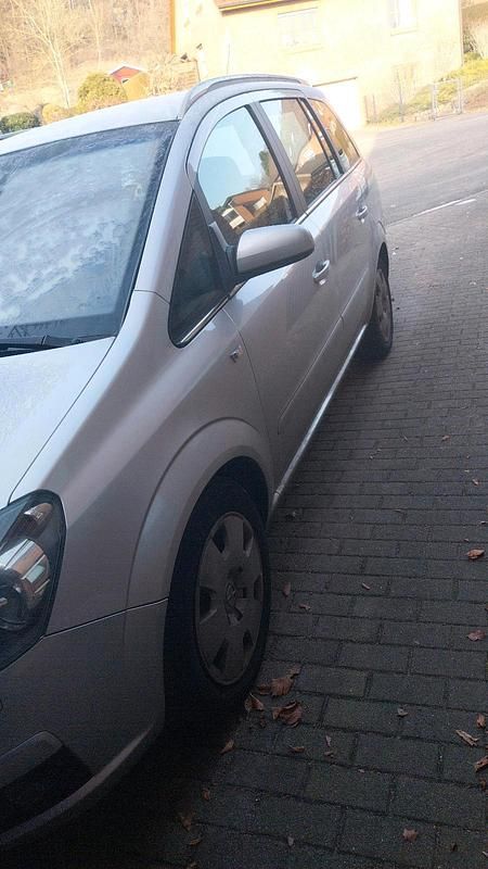 Gebraucht Opel Zafira 120 PS (88 kW) 2006 Grau Van / Kleinbus