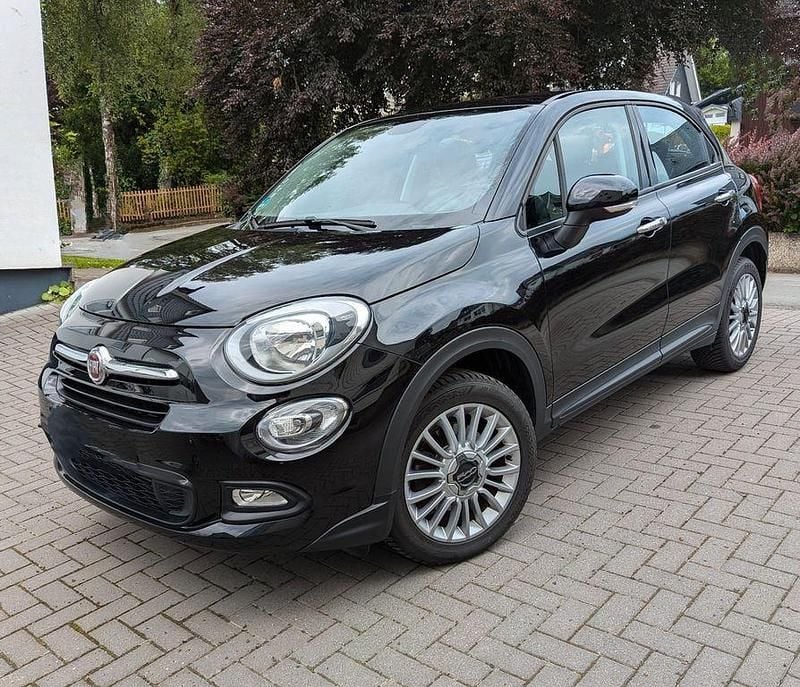 Schwarz Gebraucht 2018 Fiat 500X Pop Star SUV | 11.700 € (Fairer Preis) - Bild 1/4