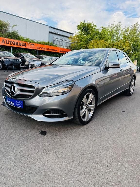 Second-hand Mercedes E350 265 CP (194 kW) 2011 Argintiu Berlinǎ