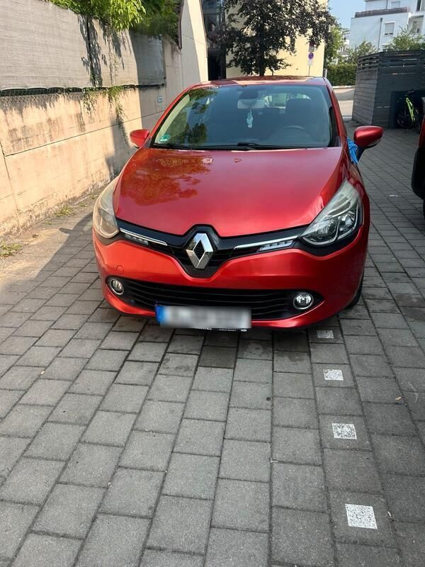 Rot Gebraucht 2014 Renault Clio IV Kleinwagen | 8.400 € - Bild 1/4