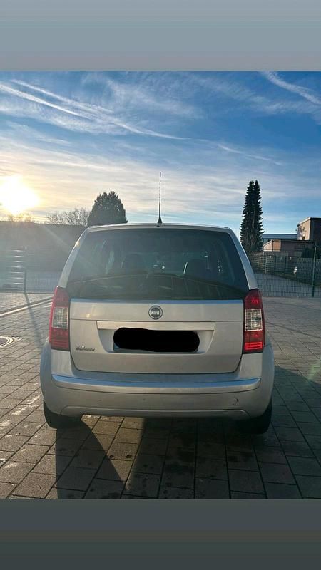 Occasion Fiat Idea 80 ch (58 kW) 2006 Gris Monospace