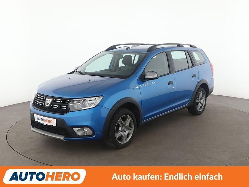 Blau Gebraucht 2019 Dacia Logan MCV Stepway Kombi | 11.650 € (Etwas zu teuer) - Bild 1/3