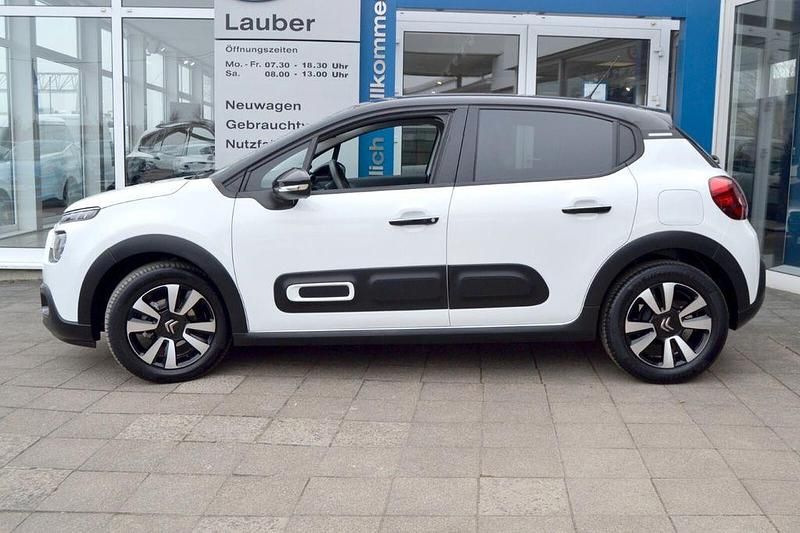 Gebraucht Citroën C3 Shine 82 PS (60 kW) 2023 Polarweiss Kleinwagen