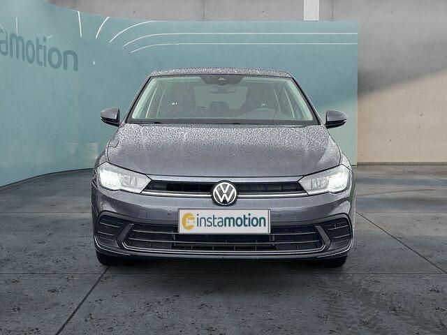 Grau Gebraucht 2024 VW Polo Life Limousine | 19.194 € (Fairer Preis) - Bild 1/2