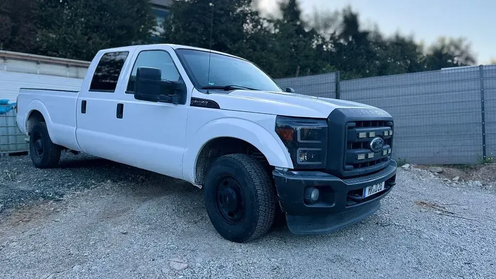 Gebraucht Ford F250 390 PS (286 kW) 2012 Weiß Pickup