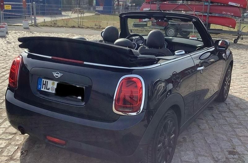 Gebraucht Mini One Cabriolet 102 PS (75 kW) 2020 Schwarz Cabrio