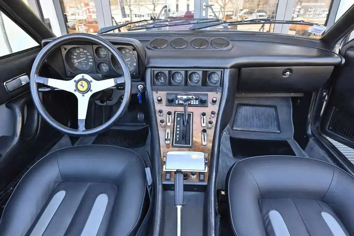 Gebraucht Ferrari 400 340 PS (250 kW) 1979 Grau Cabrio
