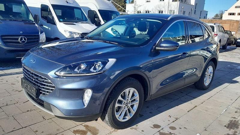 Gebraucht Ford Kuga Titanium 120 PS (88 kW) 2021 Blau SUV