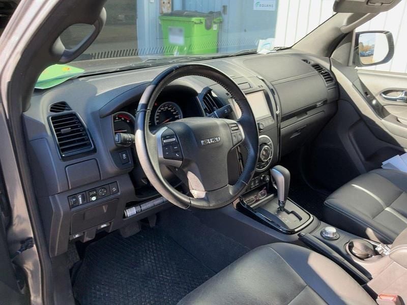 Gebraucht Isuzu D-Max 163 PS (119 kW) 2019 Grau SUV