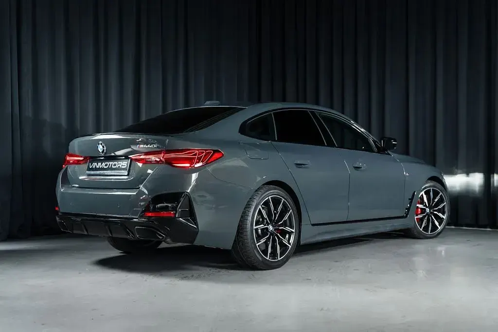 Gebraucht BMW M440 M Sport 387 PS (284 kW) 2024 Grau Limousine