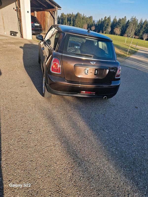 Gebraucht Mini ONE 90 PS (66 kW) 2012 Braun Kleinwagen