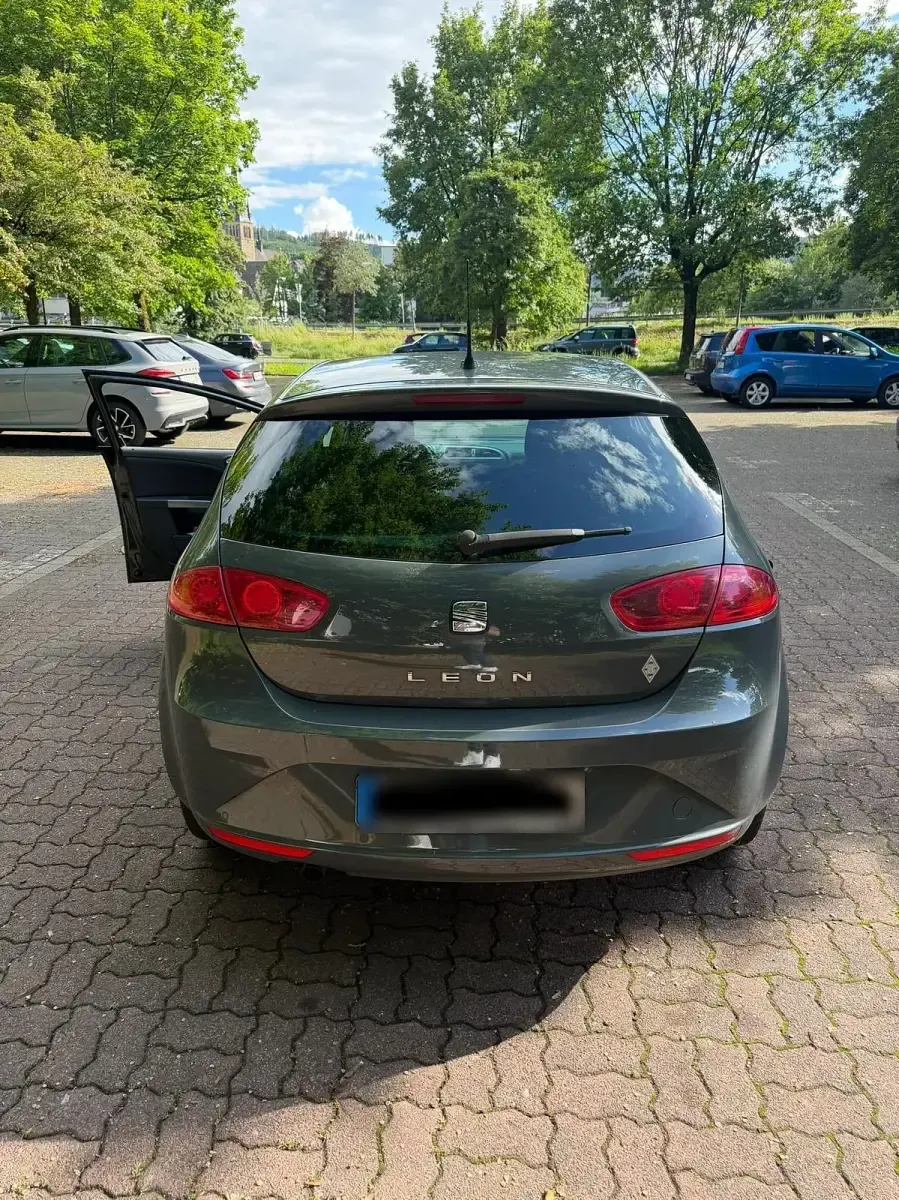 Gebraucht Seat Leon 2010 Grau Kleinwagen