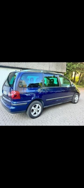Blau Gebraucht 2008 VW Sharan Van / Kleinbus | 3.850 € - Bild 1/4