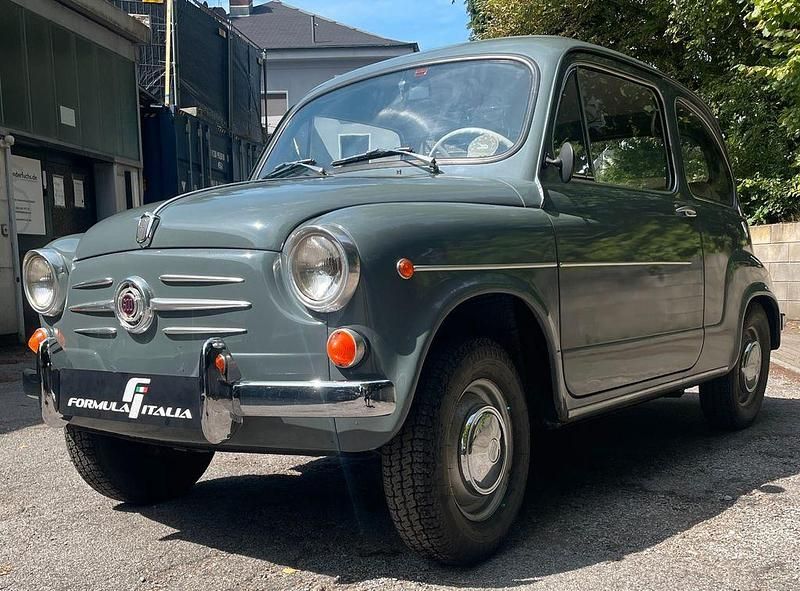Grau Gebraucht 1964 Fiat 600D Kleinwagen | 10.790 € - Bild 1/4