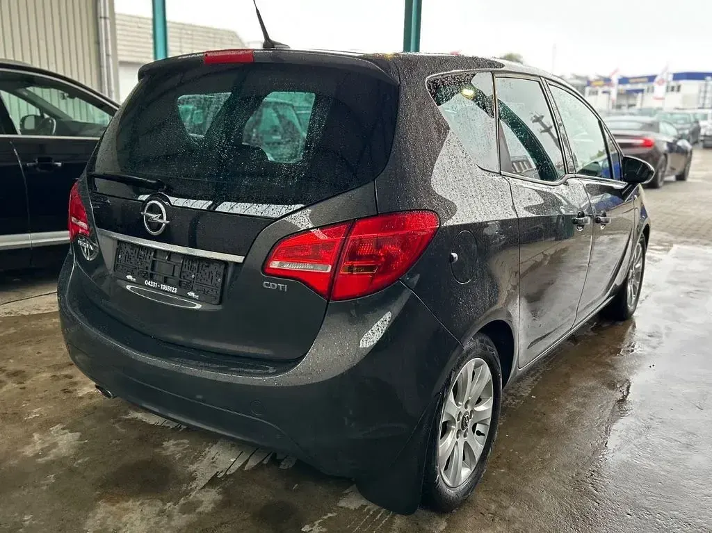 Gebraucht Opel Meriva Innovation 131 PS (96 kW) 2013 Grau Van / Kleinbus