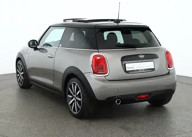 Gebraucht Mini Cooper 136 PS (100 kW) 2019 Silber Kleinwagen