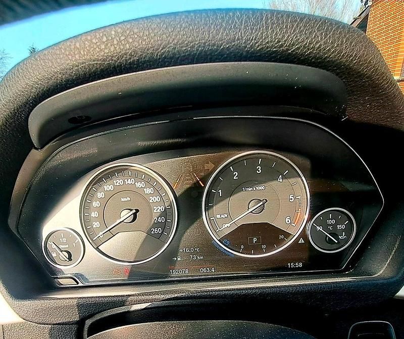 Gebraucht BMW 318 150 PS (110 kW) 2016 Andere farben Kombi