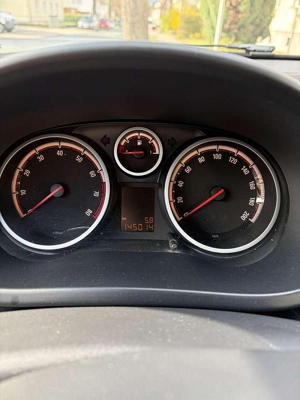 Gebraucht Opel Corsa Selection 80 PS (58 kW) 2009 Kleinwagen