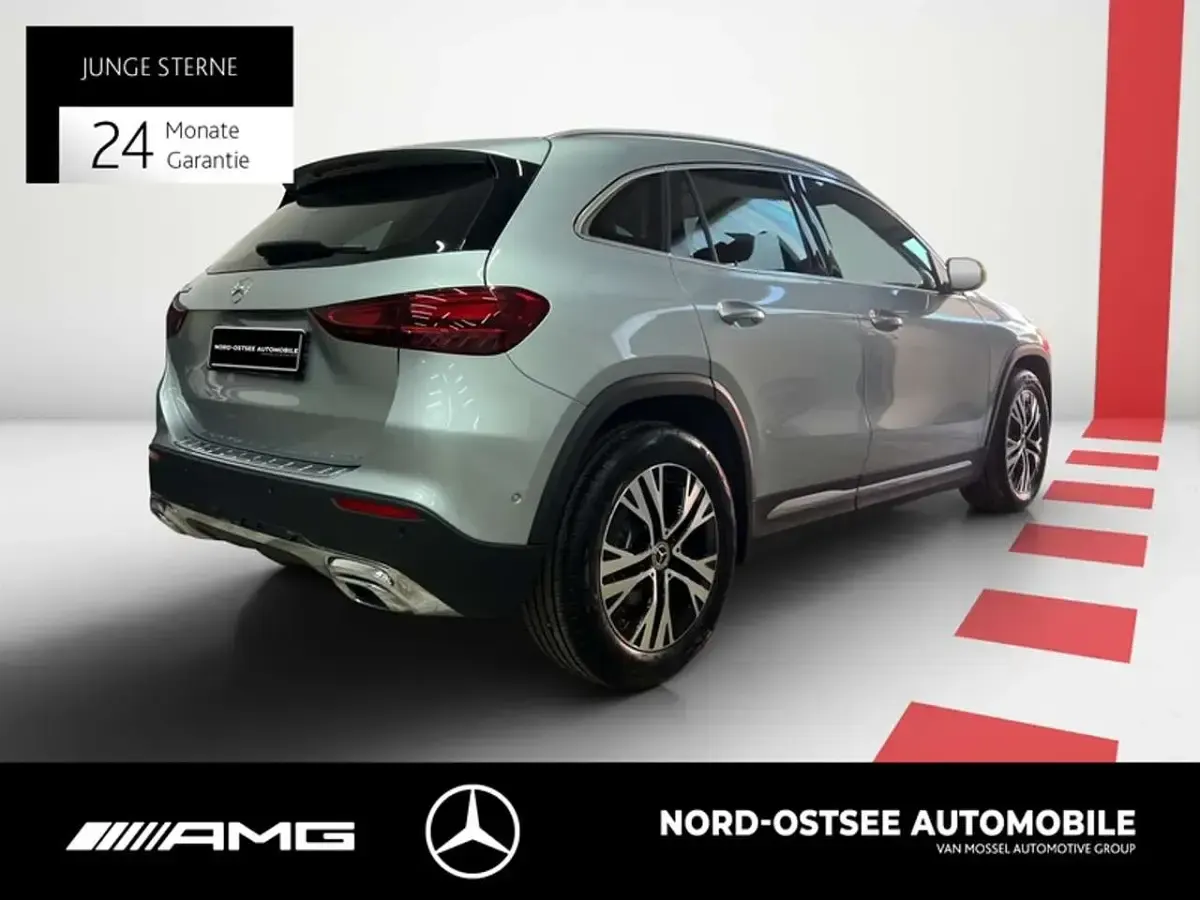 Gebraucht Mercedes GLA200 Progressive 163 PS (119 kW) 2025 Metalliclack hightechsilber SUV
